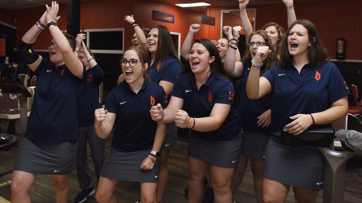 duqsaac1's tweet photo. "I bowl because it has always been a sport that we do as a member of the Sacks Pack family.The Duquesne Women’s Bowling team is a family.We are not a team because we work together,we are a team because we respect,trust and care for each other.GO DUKES!"@jessicasackss @GoDuquesne https://t.co/SMBQR0Vftk