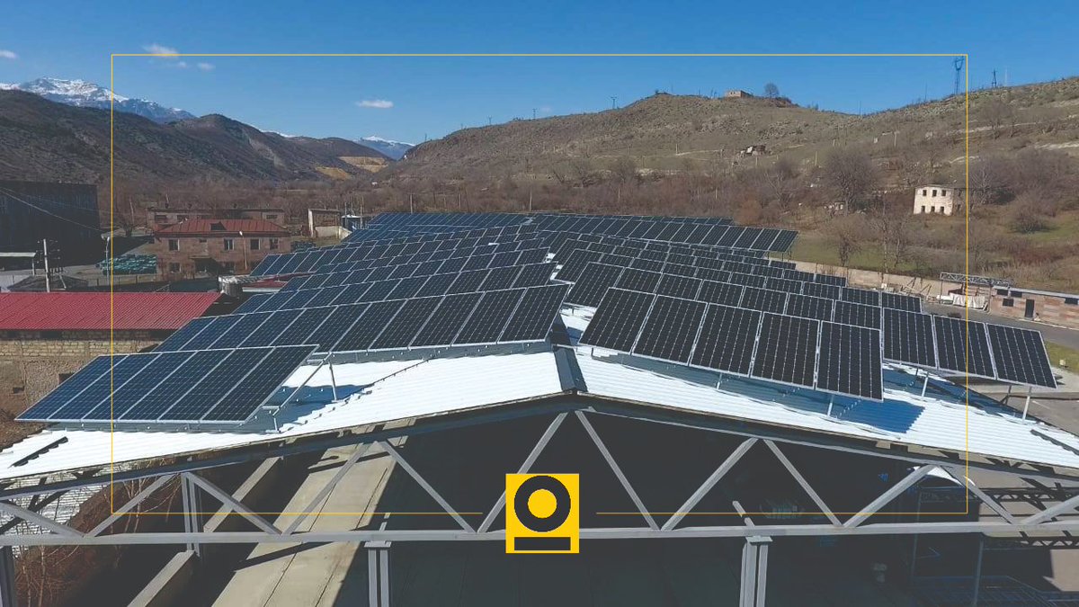 theohmenergy's tweet photo. 💥Ամենամեծ ցանցային ֆոտոէլեկտրական կայանը Սյունիքում:
1️⃣0️⃣0️⃣ կՎտ հզորությամբ արևային կայան Կապանի #Արարատ ռեստորանի սեփական կարիքների համար:

Ալեք Մանուկյան 15ա
info@ohmenergy.am
(011) 220 - 880
(077) 245-246

#OHMENERGY #SolarEnergy #AeSolar #SolarPower #Renewables #SMA https://t.co/b2l9jIgZcC