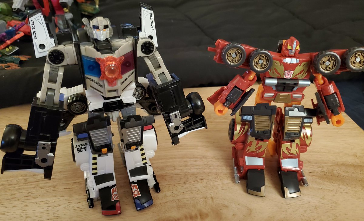 BOOM, REVERSIBLE COMBINERS