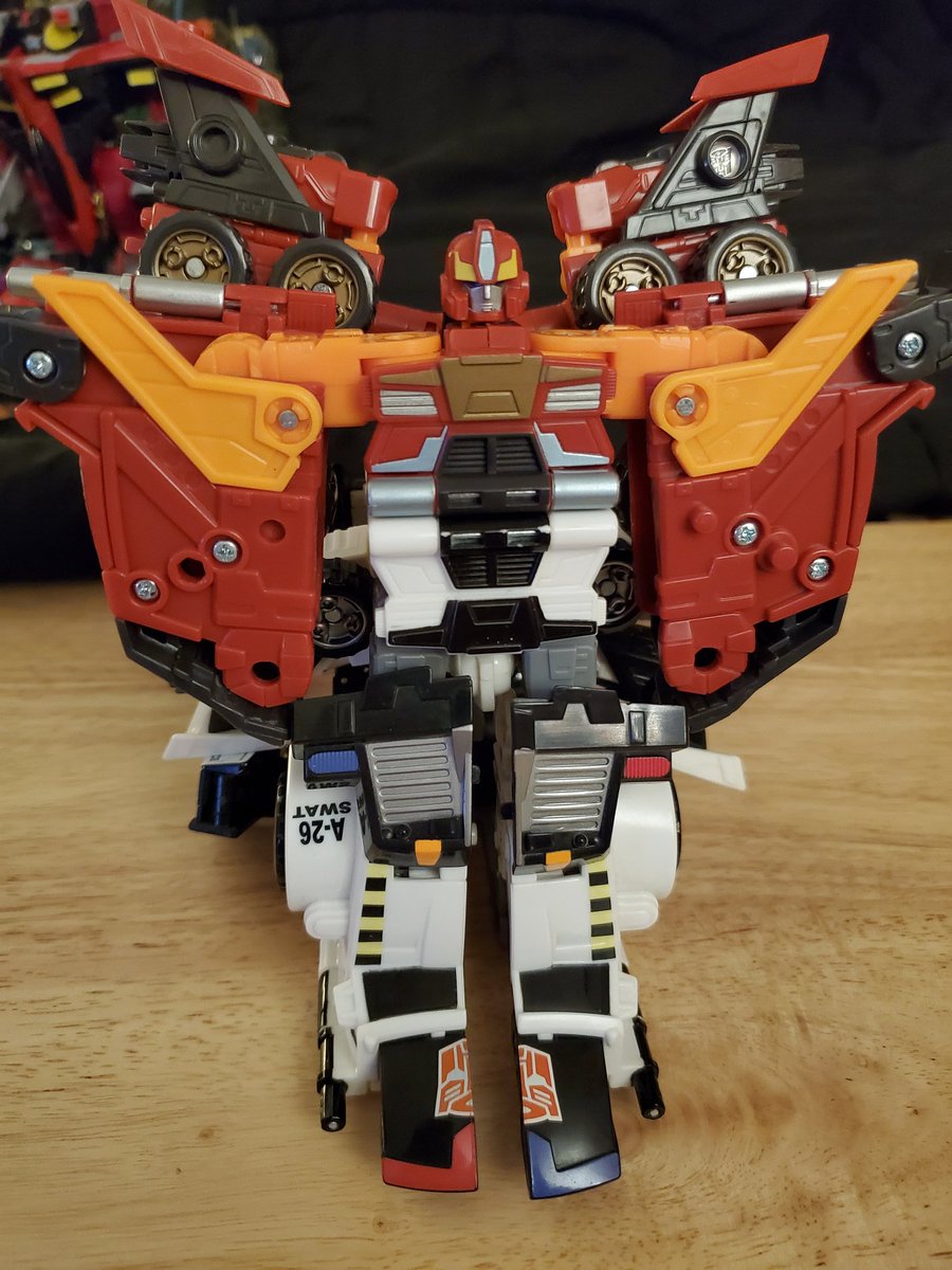 BOOM, REVERSIBLE COMBINERS