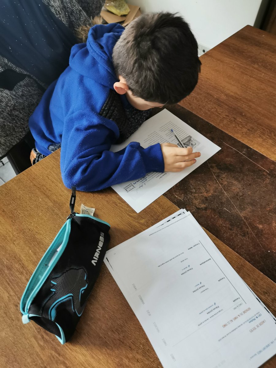 Bilan de la première semaine de confinement: L'école à la maison

Bilan de la première semaine de confinement: Tout doucement, nous commençons à prendre un rythme.  #activités #confinement #coronavirus #enfants #famillenombreuse #viedefamille marie-maman-blogueuse.fr/index.php/2020…