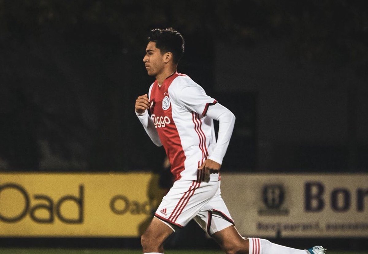 Alex Mendez (2000)Posición: Volante/MediapuntaClub: Ajax de ÁmsterdamVisión de juego, calidad técnica, un generador de ocasiones y una zurda brutal para golpeos en parado y en movimiento. Se inspira en Xavi, Iniesta y Ronaldinho. Un crack. Pasaporte mexicano.  #USMNT