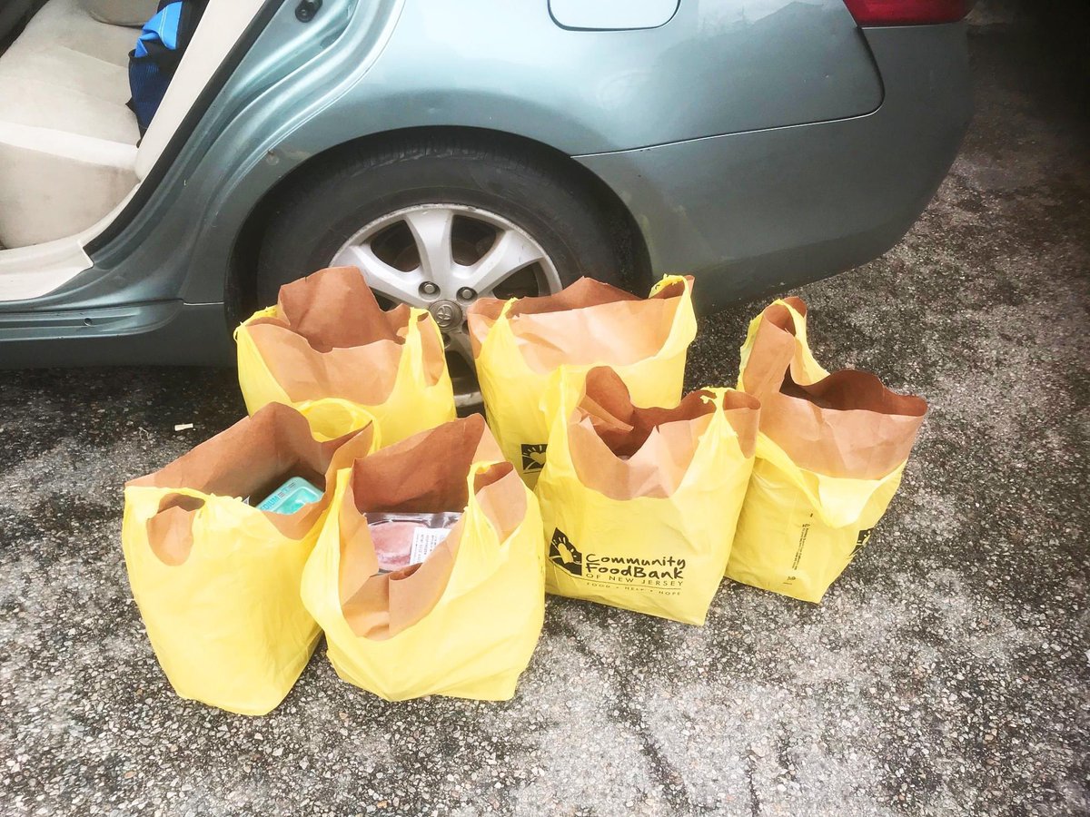 Pillar_care's tweet photo. Special needs families are particularly hard hit during the current Covid-19 crisis. To help, Pillar Care’s Senior Employment Specialist Marlon Greer has been traveling to local food pantries to pick up supplies for families of some of our  participants. #continuumthroughcovid https://t.co/YceZYLf4PB