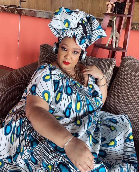 Infinity_Mag_'s tweet image. Entertainment legend, Vinolia ‘VMash’ Mashego (56) has passed away.
Condolences to her family and friends. 
#RIPVMash