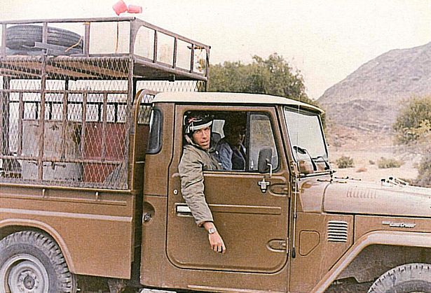 zmanmagazine's tweet image. "Sudan was one of our finest hours -- the enlistment of an entire defense establishment for a truly altruistic purpose."

Read ZMAN's riveting Pesach interview with Gad Shimron, who helped smuggle Ethiopian Jews to Israel via a Mossad-run diving resort on the Red Sea.