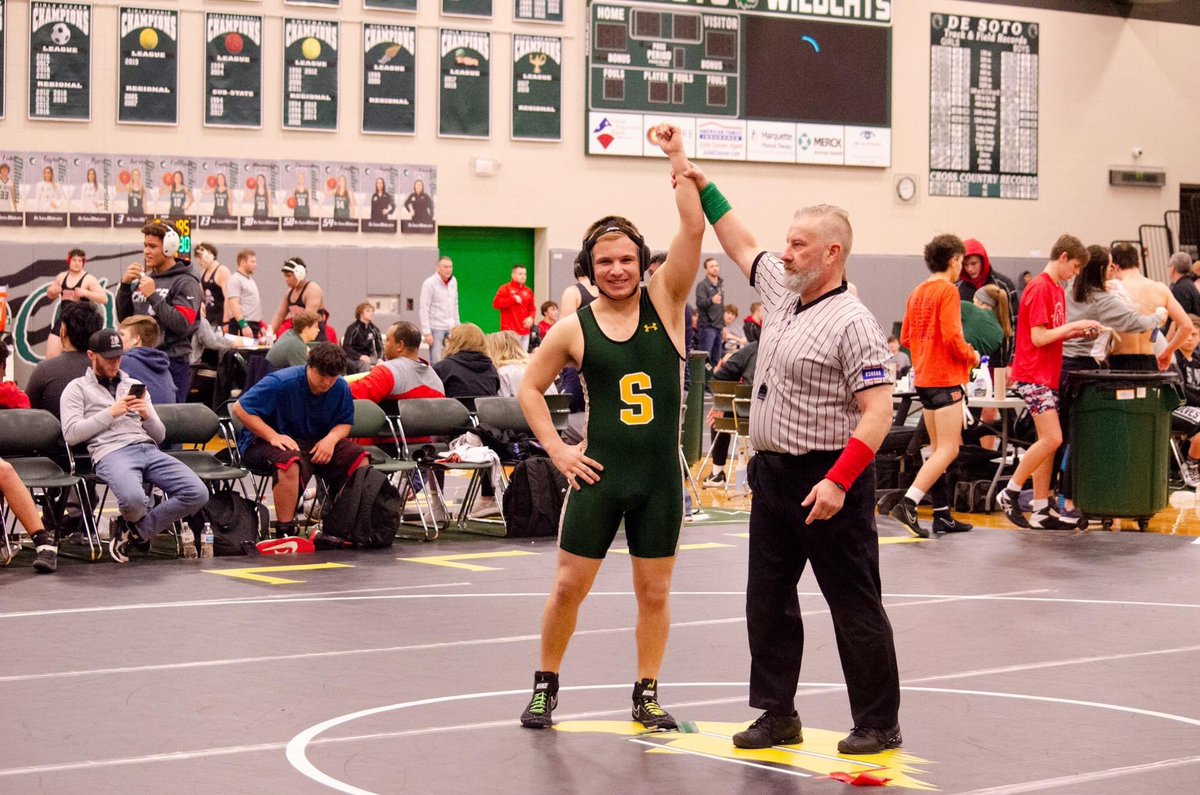 JoshMcCray's tweet photo. Shout out to my #Hoss, my #PixieStick on #NationalStudentAthleteDay. Grateful for all your @RaiderWraslin and @SMSRaiderFB memories and excited for your future @Raven_Wrestling adventures at @BenedictineKS. https://t.co/nx6H2Cdgcy