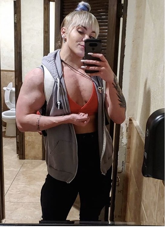 AmazoneBody's tweet photo. Insta : slovakian.warrior.princess https://t.co/c6ABx9j4gK