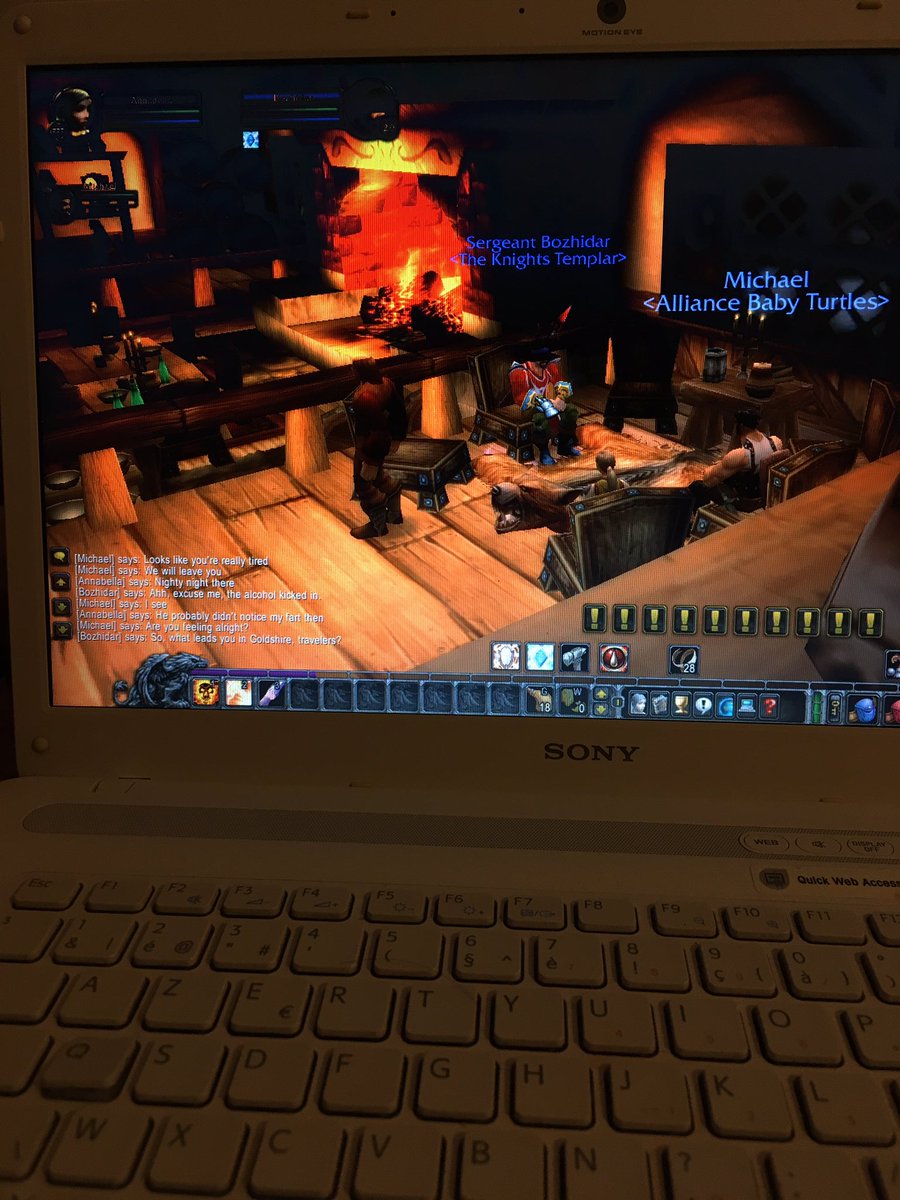 amsterdamsblauw's tweet photo. Kletsen op café. #WorldOfWarcraft #vanilla #oldskooliscool https://t.co/JLOf97H735