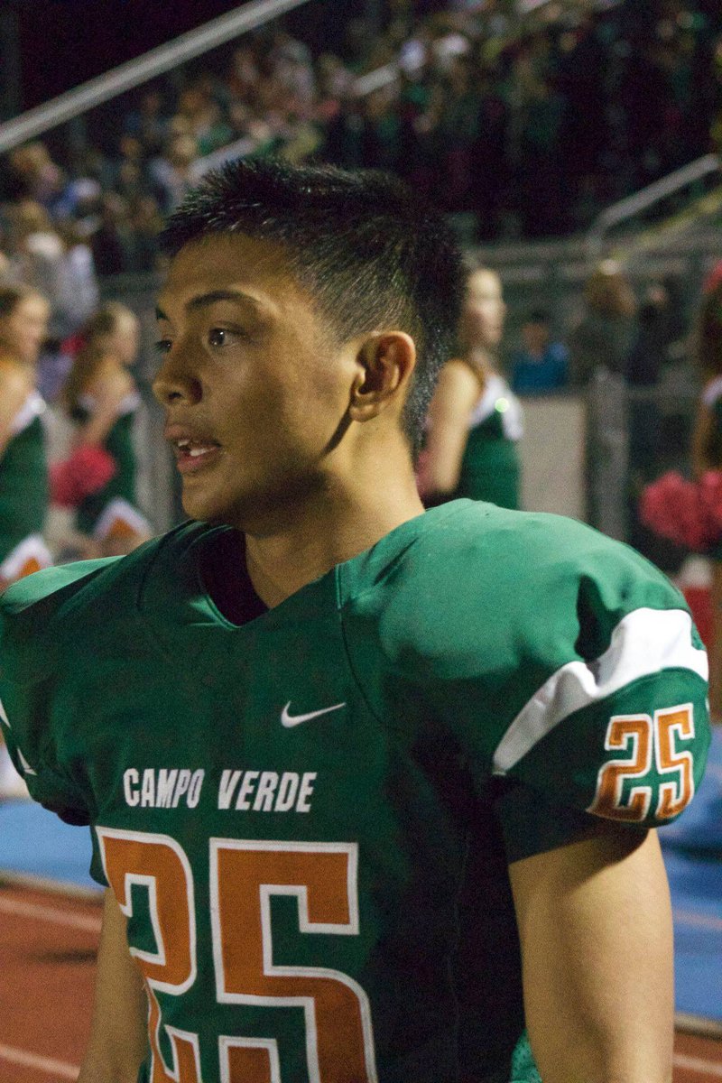 CV Sr. Spotlight.... Ryan Sunga.... V. FB, previously involved in track and wrestling. yearbook staff,  and took multiple ap classes. Hobbies..lifting weights, jumping rope, and spending time outdoors with family &amp; friends. Attending UA to study mechanical engineering.#CVFamily