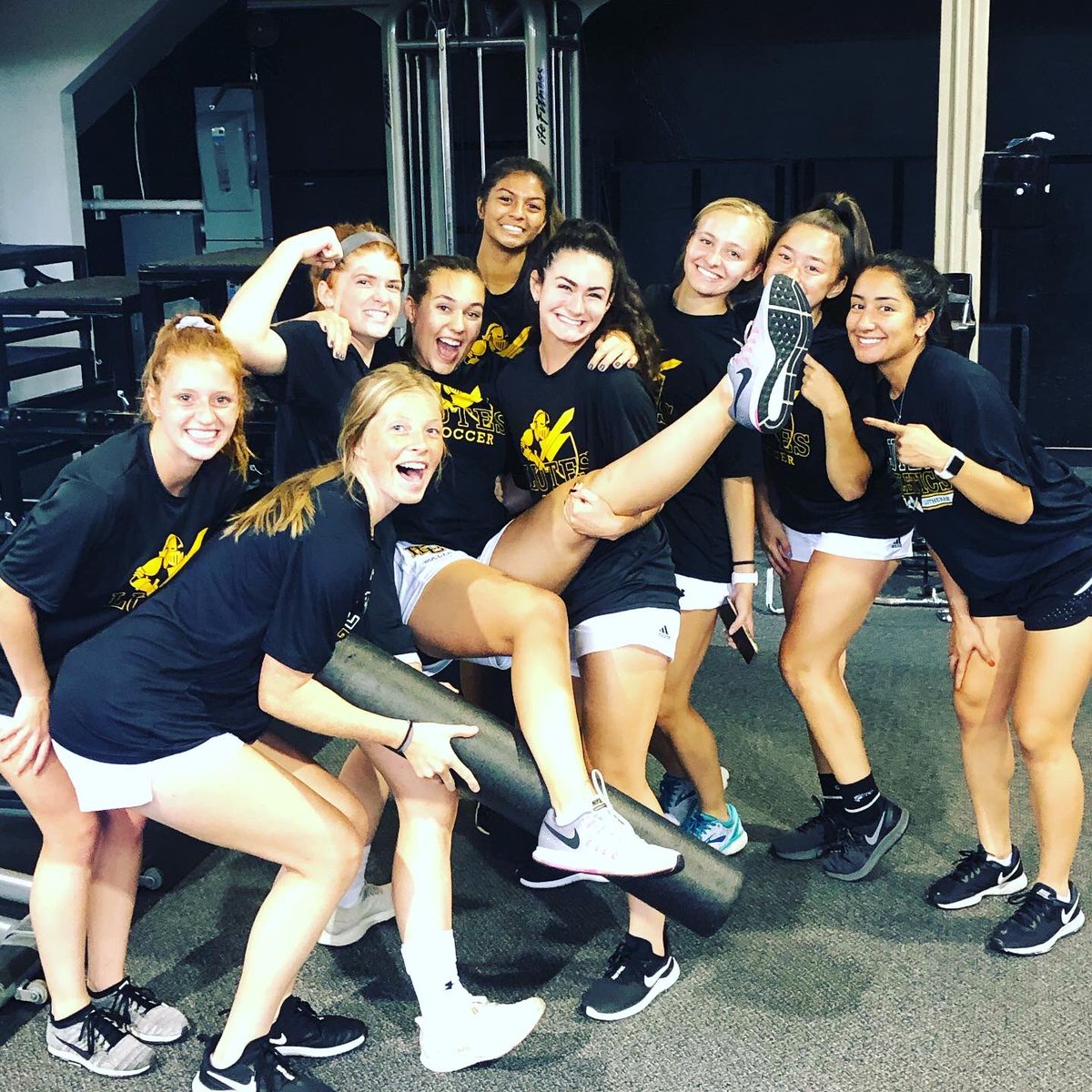 PLU_WSoc's tweet photo. Missing the squad a little bit more today! Normally we would be on the field for Spring Training tonight...but in any case! #happynationalstudentathleteday 💪💪💯💯#attitude #elite #noexcuseculture #golutes https://t.co/WTFmzYQPeZ