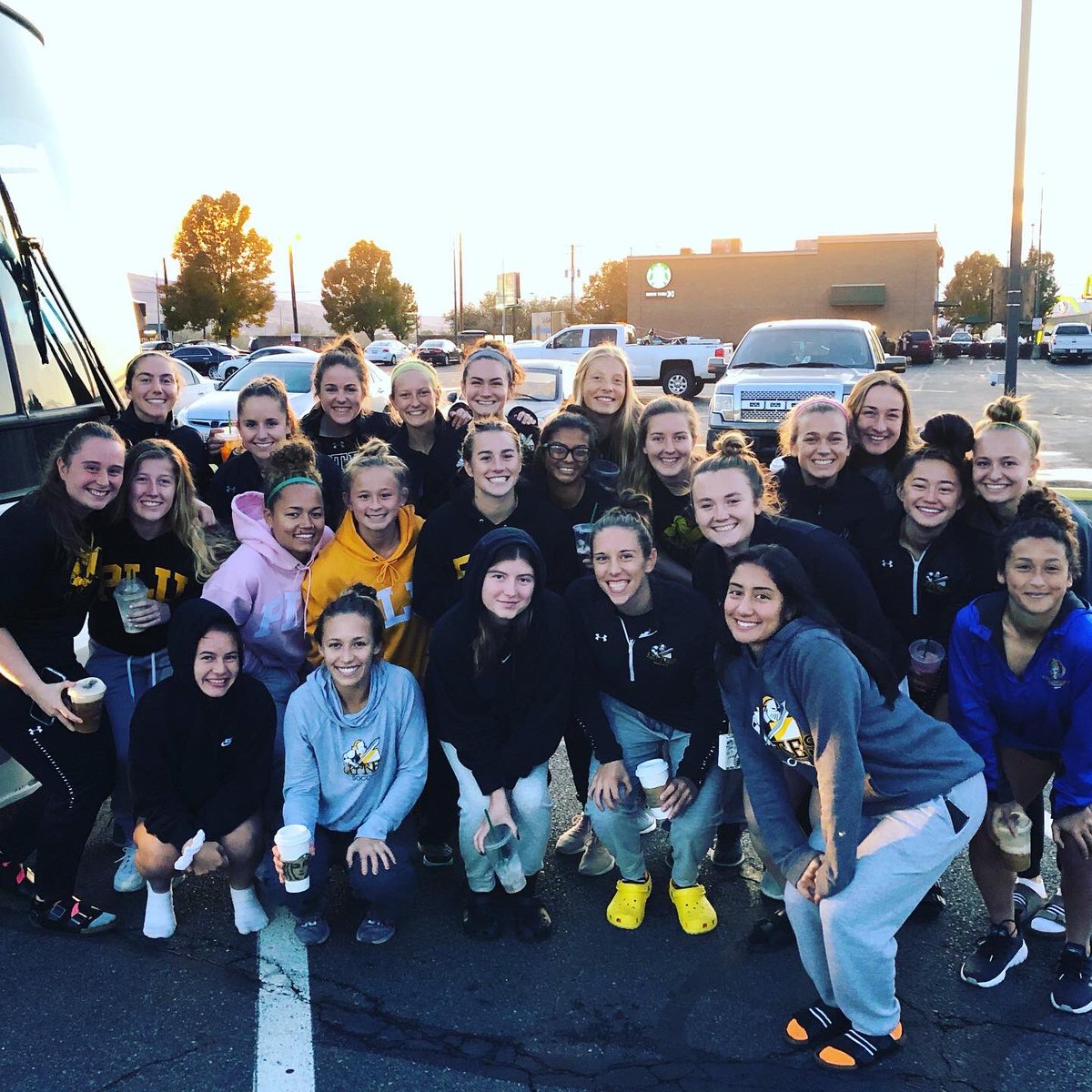 PLU_WSoc's tweet photo. Missing the squad a little bit more today! Normally we would be on the field for Spring Training tonight...but in any case! #happynationalstudentathleteday 💪💪💯💯#attitude #elite #noexcuseculture #golutes https://t.co/WTFmzYQPeZ