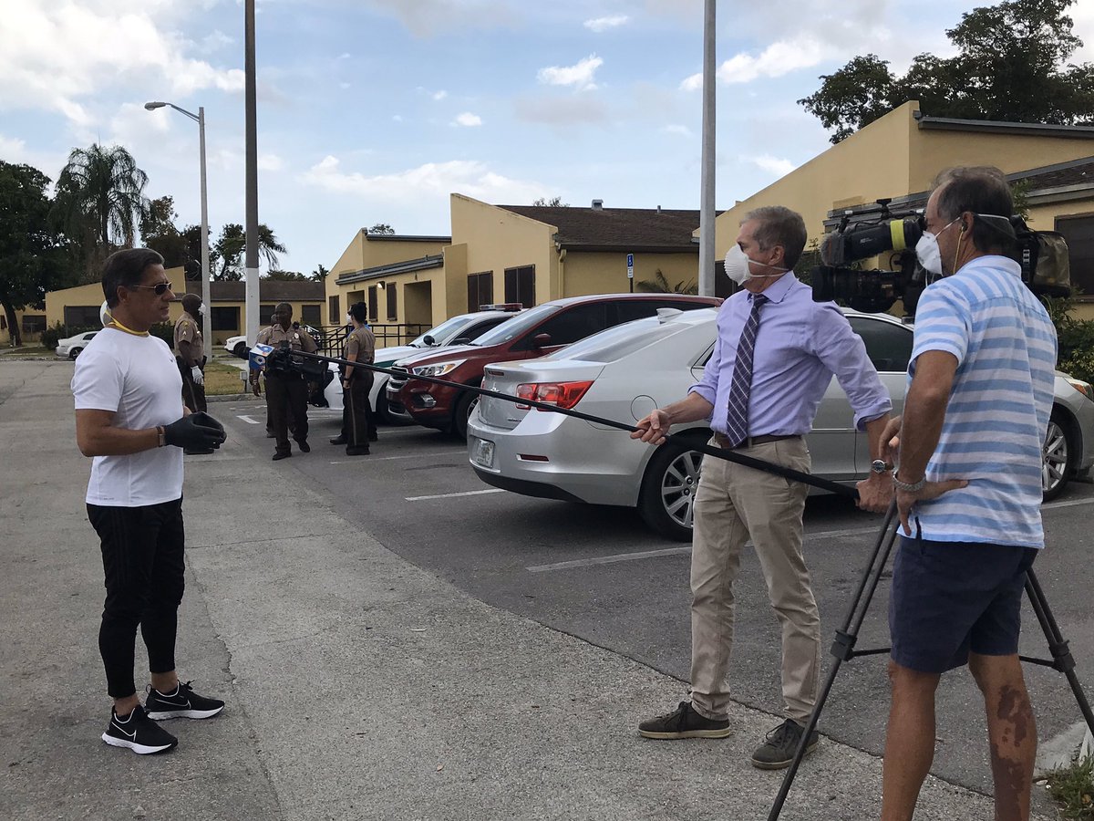ariodzernbc6's tweet photo. “At this point I believe that a return to school this year is becoming a very unrealistic proposition,” said @MiamiSup. So distance learning now has increased expectations for teachers and students alike. Story at 6 on @nbc6. @MDCPS https://t.co/SX9S23CRII