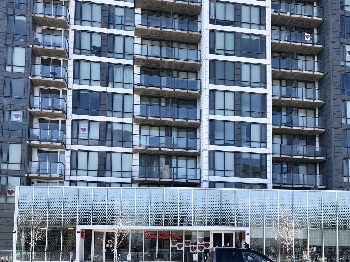 EastVillageYYC's tweet photo. I Spy: #eastvillageyyc Heart Edition ❤️
#GoodNewsYYC https://t.co/5bOi1mONK0