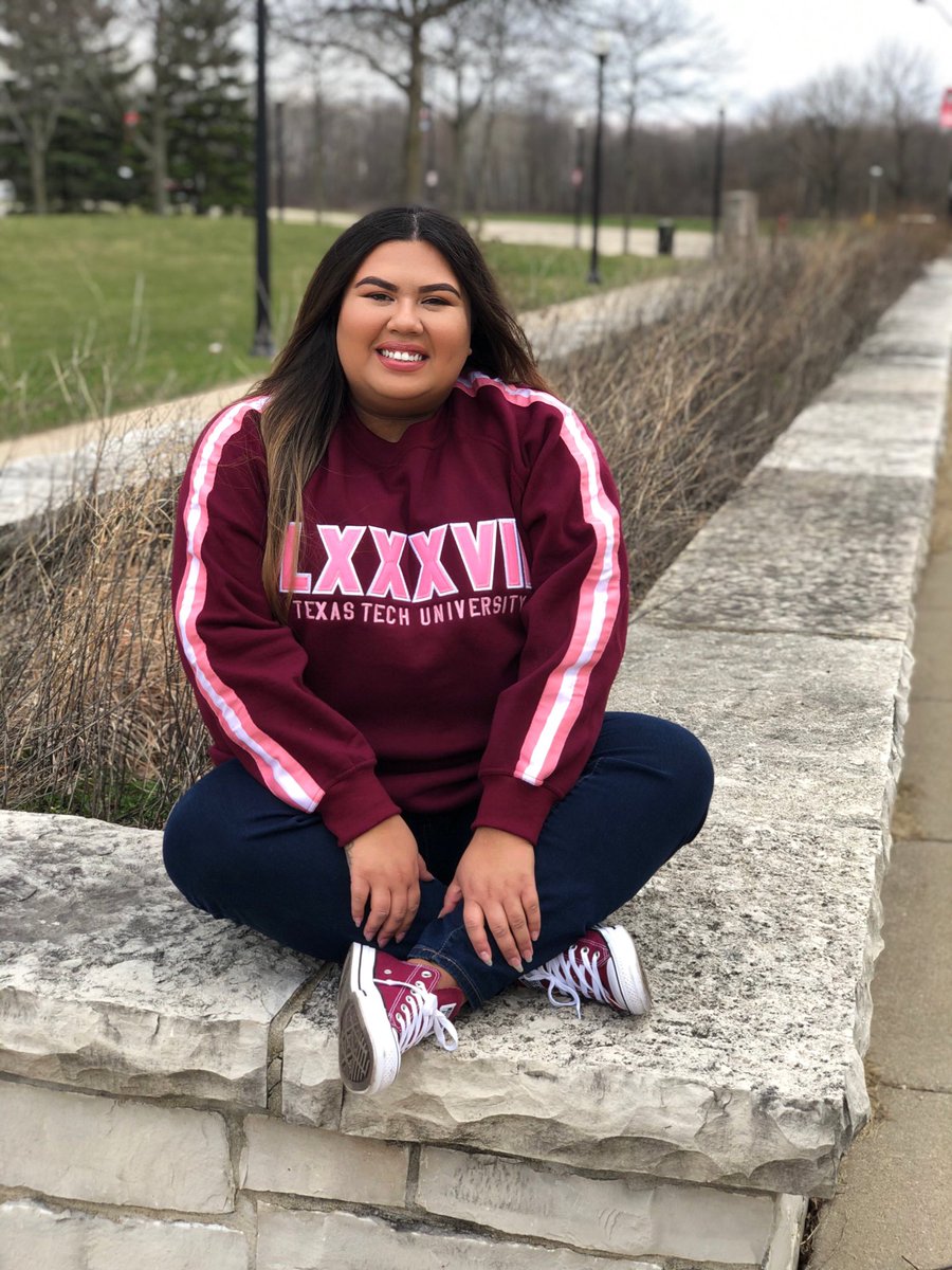 ThisIsTiffanyxo's tweet photo. Leading with Integrity, United through Service since 1987! So proud of reppin’ the HOTTEST and KUTEST sisterhood of all! Happy Founder’s Day to all my sistxrs across the nation! 💖🐧
Always rockin’ the dopest gear by @dvnco!
#KappaDeltaChi #KDChi #Ouaoua https://t.co/GH55Mnvci7