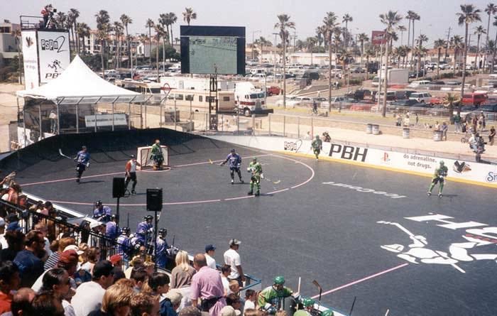 TheNasher61's tweet photo. PRO BEACH HOCKEY has to be one of dopest sports of all time. 

We need this to make a return. https://t.co/8ploxYBbPo
