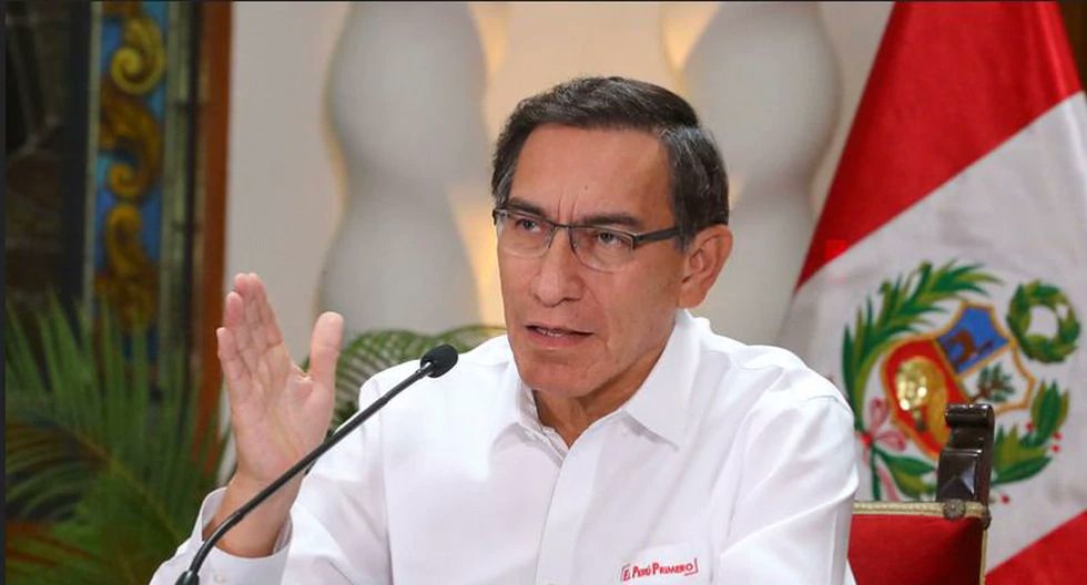 peru21noticias's tweet photo. 🔴#ENVIVO Martín Vizcarra (@MartinVizcarraC) : "Más de un millón de estudiantes se han conectado (a las clases remotas), además de los que están en la televisión y en la radio" https://t.co/oJrKyD3WdI

#ParemosElCoronavirus 
#Día22 https://t.co/DHcd91Ij3V