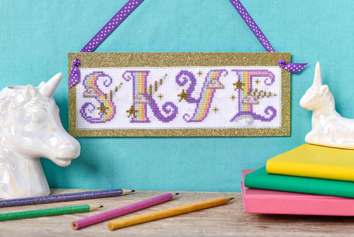 Use up your stash with this quick and easy unicorn-themed alphabet set by Emma Congdon (of Stitchrovia)! You'll find the charts inside our current issue, 267, which can be instantly downloaded in our app or ordered from magsdirect.co.uk or buysubscriptions.com xx