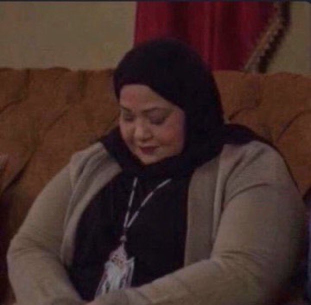 Sahard8D's tweet photo. @ox_1998 @011_najala غازلوني اول وابشروا الوضع يحتاج https://t.co/r5VgEaEuCI