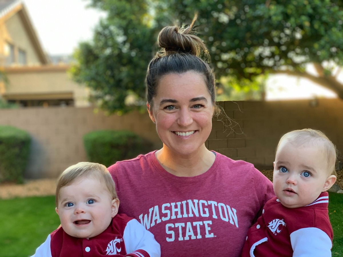 TableauCareers's tweet photo. How are you and your teams staying connected while working from home? Recently our Recruiting Team had a Virtual Spirit Week! Favorite Sport Team Day got a bit competitive between the @UW and @WSUPullman teammates ๐ #LifeAtTableau #StayingConnected https://t.co/Hkc8LrV7pz