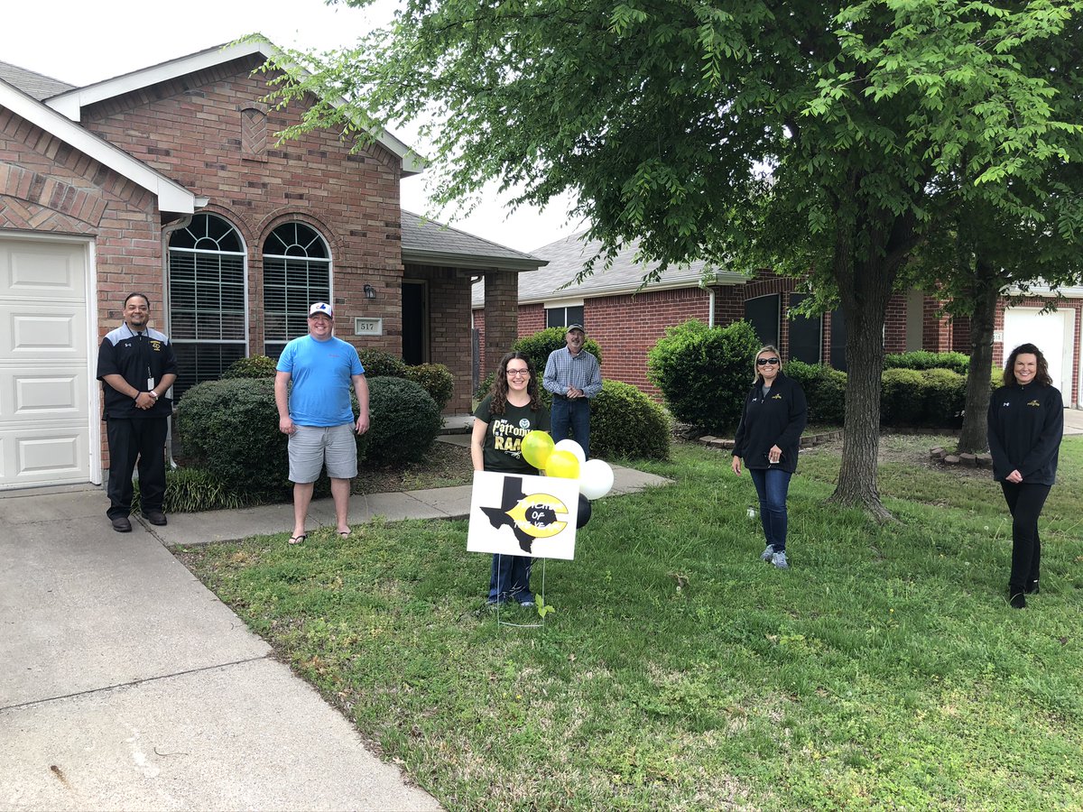 OfficialCISD's tweet photo. How do you celebrate teachers of the year during a districtwide closure? CISD's principals, admin, superintendent and board members took the celebration outside, driving by houses and socially distancing at each stop. Meet Martin ES Teacher of the Year Beth Carroll @cisdmartin https://t.co/zURLNZ6GrT