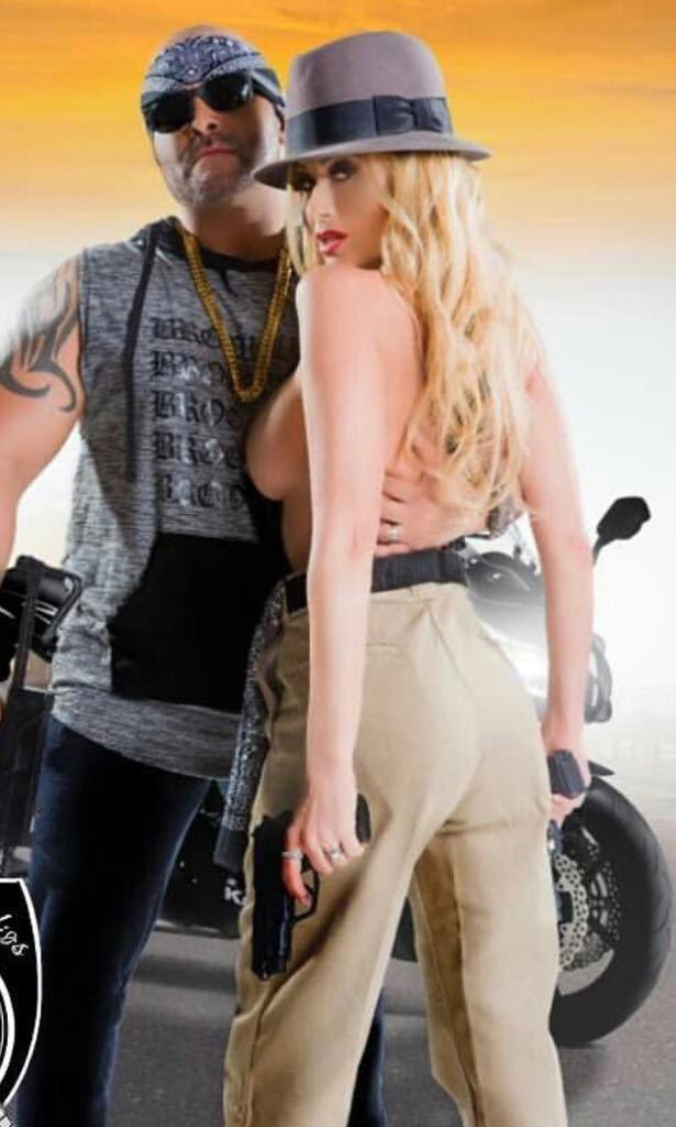 taboosiblings's tweet photo. “Mi vida Loca”                    https://t.co/bWJjomGRV9 https://t.co/wvbBFM5qLN