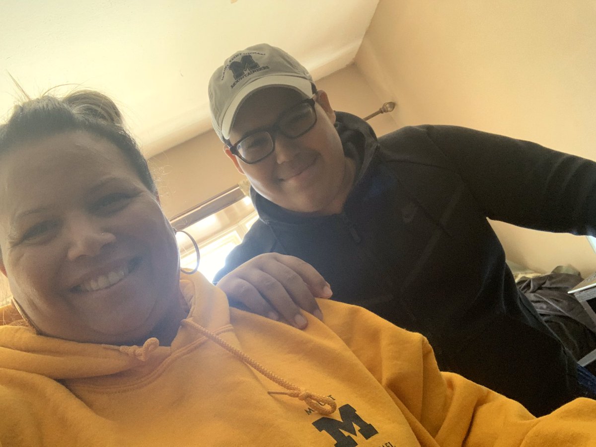 MountToday's tweet photo. A few of the latest submissions for #MountGearMonday🔷🔶 #SchoolSpirit #MissingMount #SchoolsInSession https://t.co/zvJmJagulU