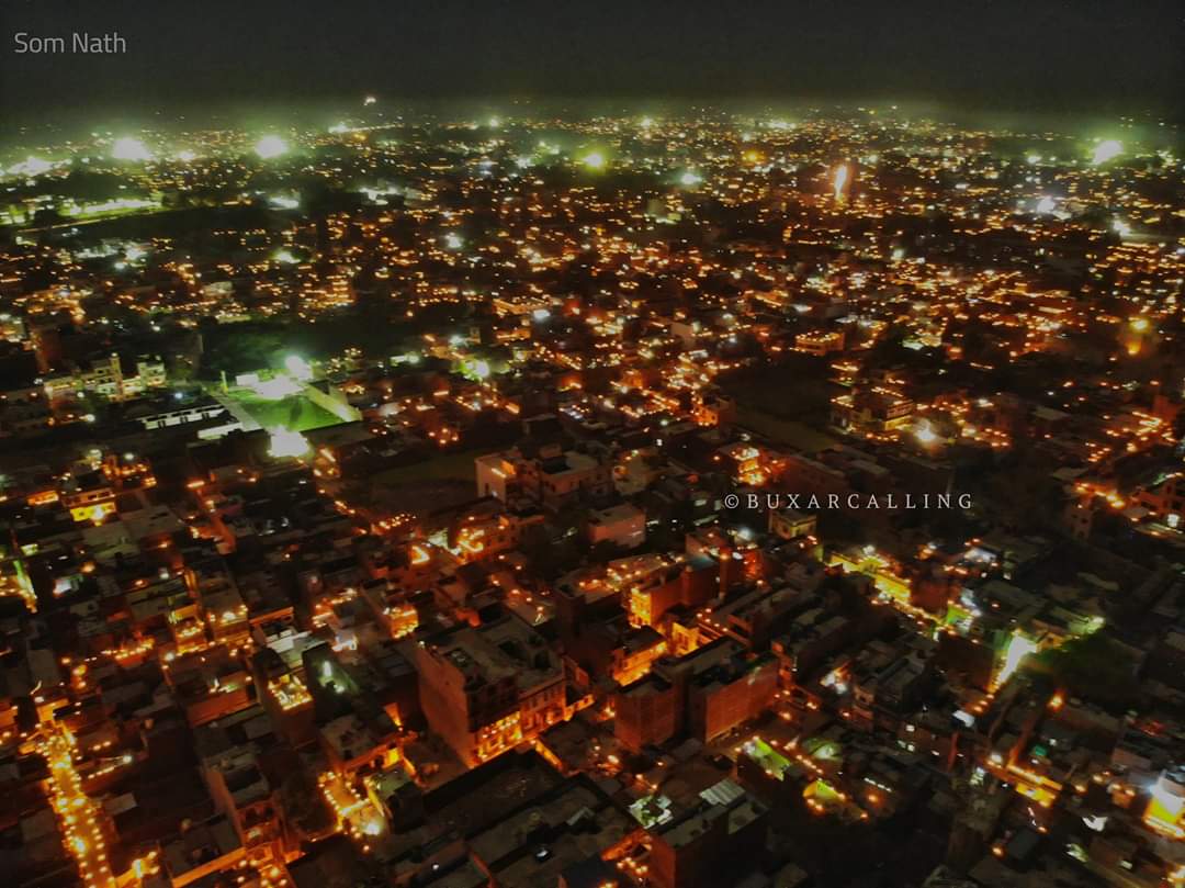 buxarcalling's tweet photo. Charismatic View at #MiniKashi #Buxar #9pm9minutes
ये लीजिये पेश है बक्सर की हवाई तस्वीर...
सोम नाथ के कैमरे से..
#Buxarcalling @narendramodi @amandsamir @buxaradmin @AshwiniKChoubey @mangleshmuflis @nandjeegupta https://t.co/0dV3zcHbHY