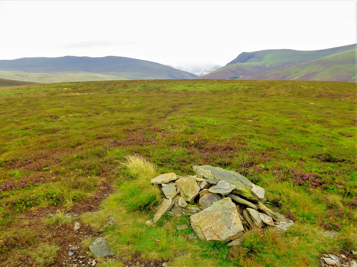 StanLeigh18's tweet photo. My #Lakeland tour of #Wainwrights continues - lowest summits to the highest
#GreatCalva #NorthernFells-120th on the list - 2265ft in the Pictorial Guide
#DashFalls
#DeadCrags #Bakestall
#LittleCalva with #LonscaleFell beyond
on route to the summit https://t.co/FqKEFzI14A