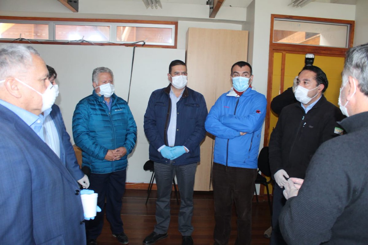 Alcaldes piden extremar medidas de contención del Covid-19 para la isla de Chiloé. Alcalde Juan Eduardo Vera fue claro, preciso y concreto en cuanto a lo que se requiere para la comuna.
castromunicipio.cl/?p=9077