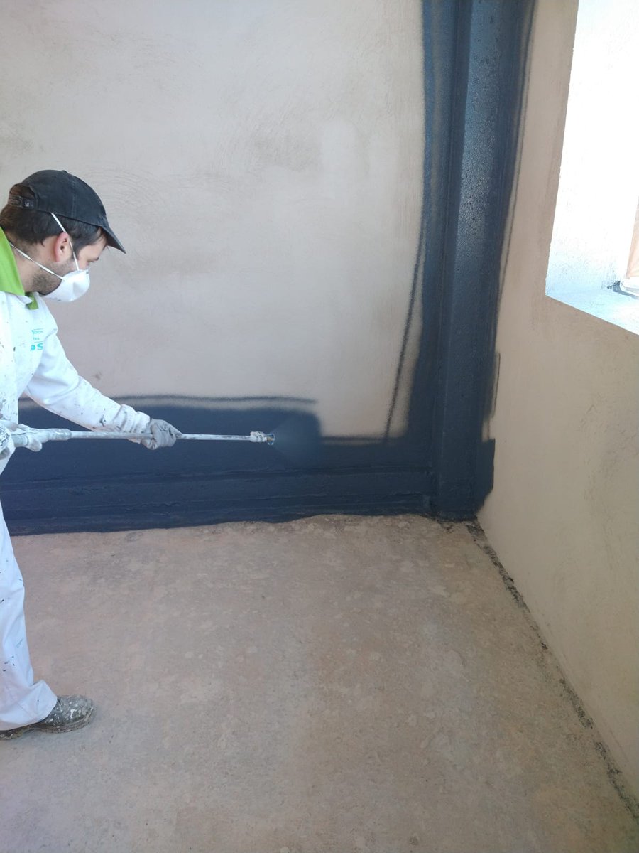 Blowerproof_es's tweet photo. Aplicación de #Blowerproof en vivienda #Passivhaus. Control de vapor y #Hermeticidad sin COVs.
Una solución integral, componente certificado Passivhaus.
GARANTIA en tus #proyectos. https://t.co/PyDiXbdnlU