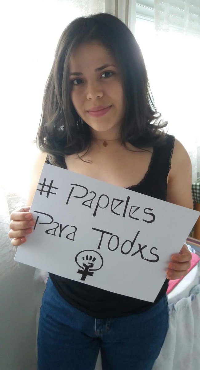 RMigradas's tweet photo. La solidaridad y humanidad son el mejor antídoto ante la #pandemia.
Dignificar las condiciones humanas y socioeconómicas d todas las personas q están sosteniendo la vida durante esta #Crisis es justicia social. Tenemos q seguir exigiendo: #PapelesParaTodxs #RegularizaciónUrgente https://t.co/n07HjstDvT
