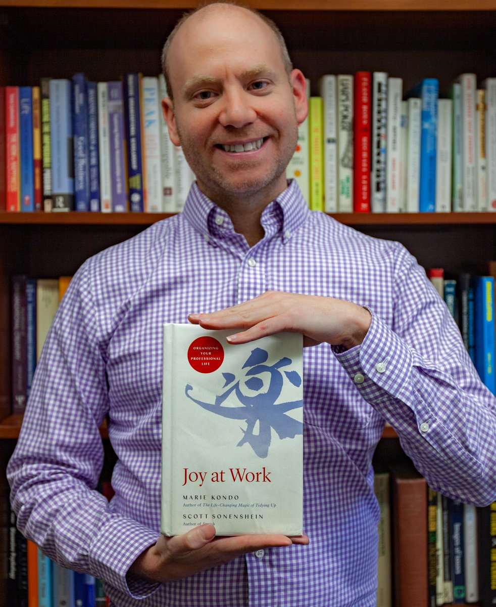 ScottSonenshein's tweet image. Today is launch day for Joy at Work!! @mariekondo &amp;amp; I are so excited to share it with you!

Pick up your copy here: scottsonenshein.com/joy-at-work/
@littlebrown @littlebrownspark @konmari_co

#JoyatWork #BookLaunch #SparkJoy #konmari #productivity