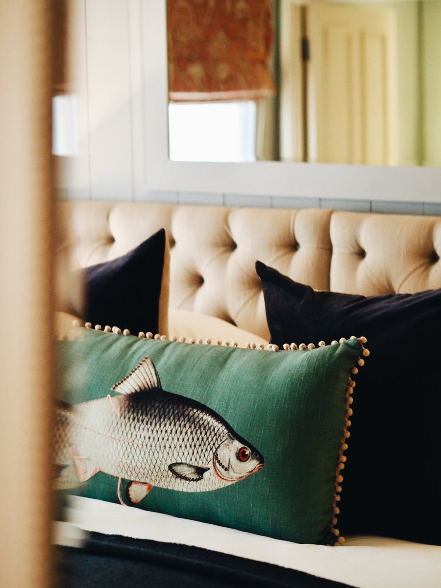 We are sure we speak for everyone when we say we are forever grateful to the #NHS &amp; #healthcare teams who are doing a tremendous job. We would like to offer ✨25% off rooms for all NHS &amp; Healthcare workers✨. A #countryside escape to look forward to.. Use code NHS2020 #hampshire