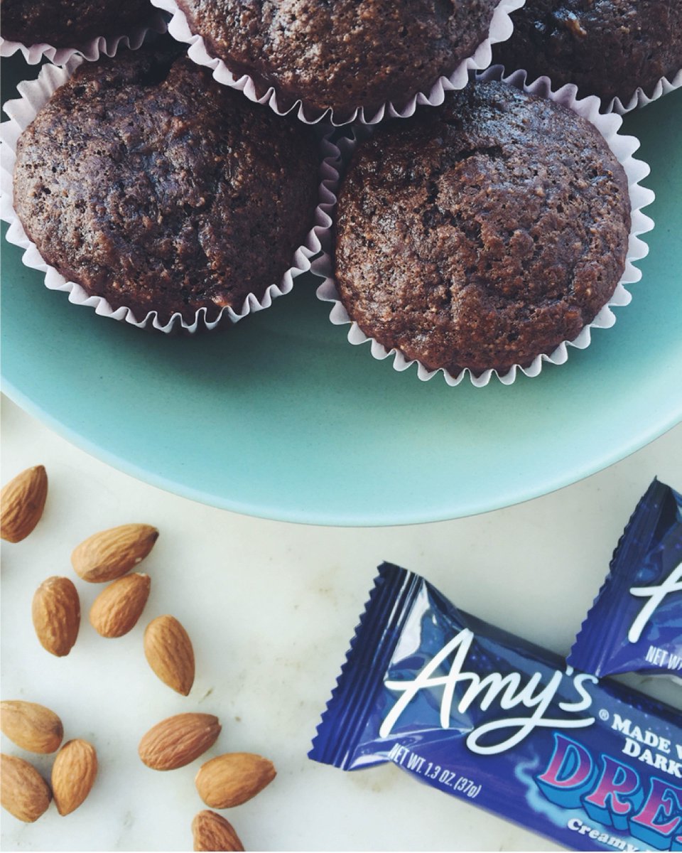 AmysKitchen's tweet photo. We’re hosting a virtual fika this week because we believe sharing good food with friends is important, even when we’re apart. Reply and tag #VirtualFika to show us the veg food you’re eating. Join us all week so we can eat together! 🍽 #PlantPower​

📷: @tucking_in https://t.co/UB9gLSCO6N