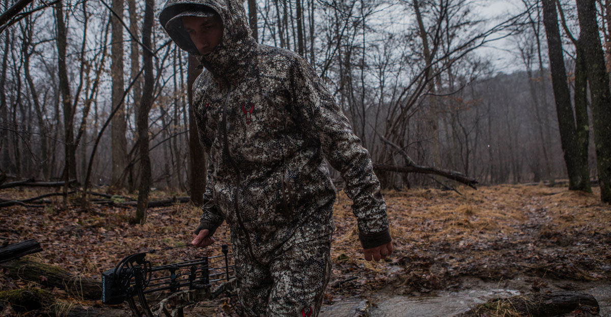 April showers may bring May flowers, but those early-spring and late-fall showers can bring misery to poorly-equipped hunters. Don’t be like them - take a look at some of the items from Badlands' rain collection and the technology behind it: badlandsgear.com/blogs/news/the…