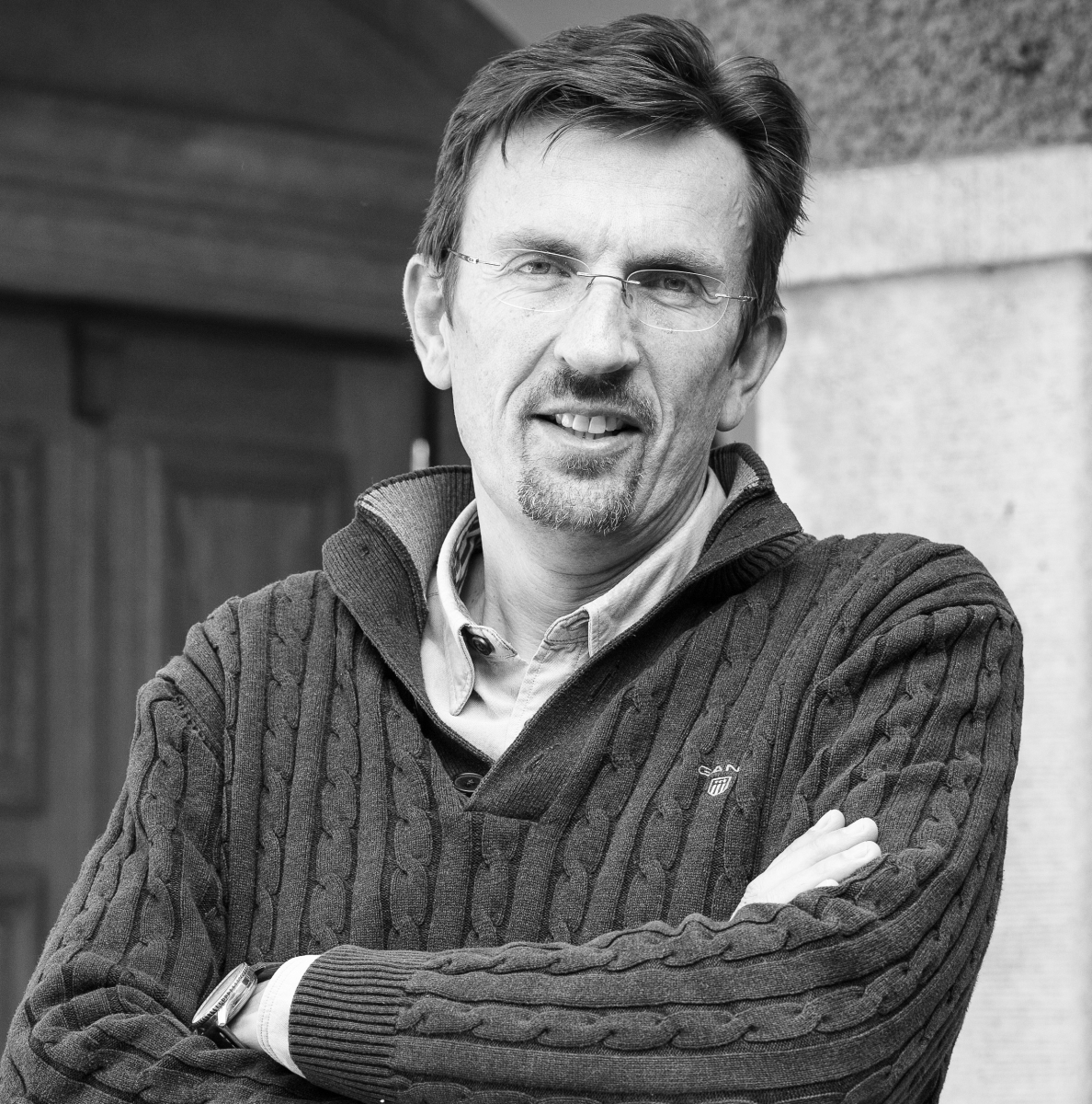 Utopia_Internat's tweet photo. N'oubliez pas, c'est ce mercredi à 17h!
"La #transition #écologique est une question de choix!" 
Stéphane Genoud, professeur de la HES-SO Valais-Wallis, se faufilera chez nous pour nous parler de ce thème lors d'une conférence online! Via Microsoft Teams https://t.co/bbXYpFcqat https://t.co/AEKV2VLE0N