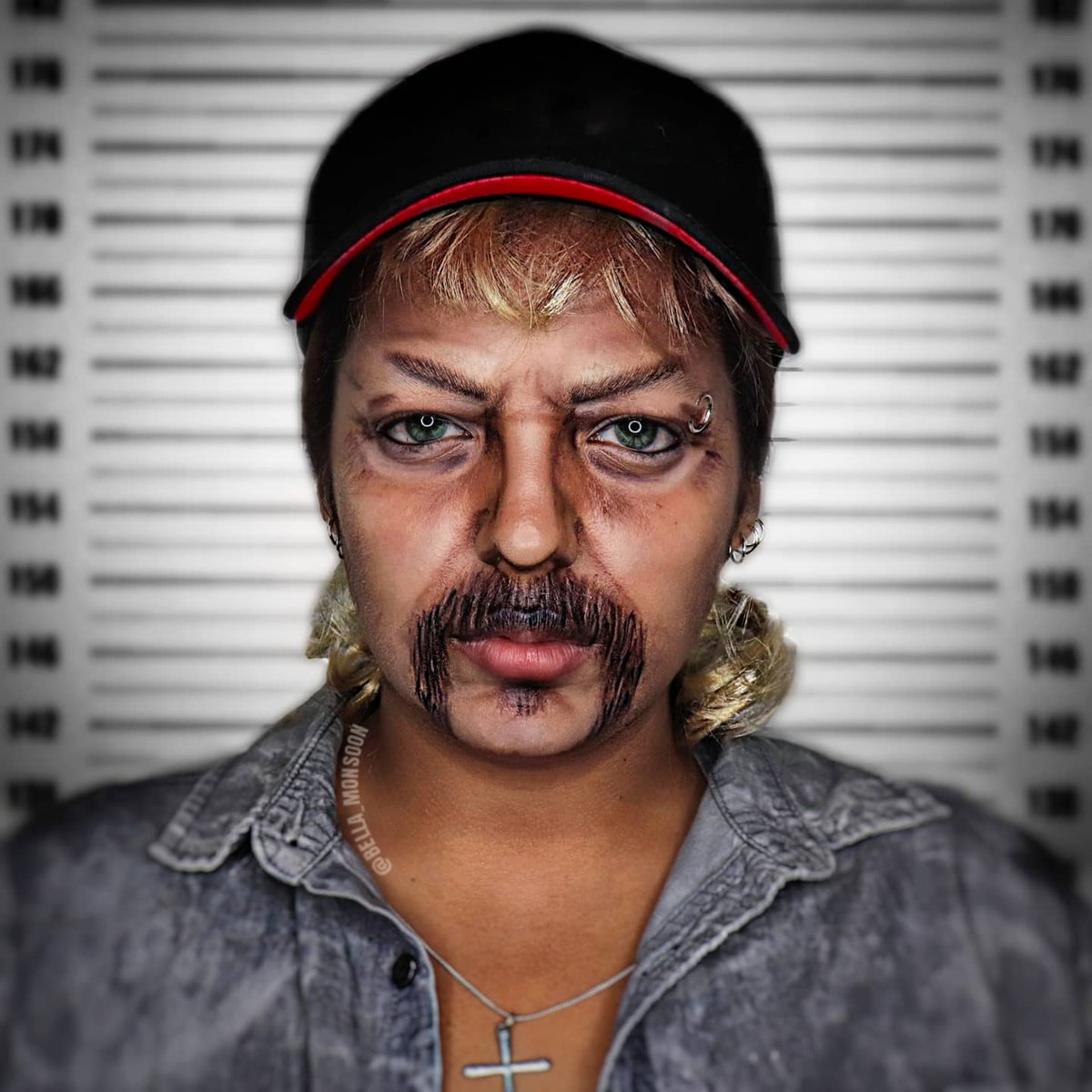 bella_monsoon's tweet photo. My FIRST ever transformation makeup look- Joe Exotic, the Tiger King.
Instagram: @bella_monsoon
@netflix #TigerKing #CaroleBaskin #JoeExotic #transformationmakeup https://t.co/uYp4qcChcD