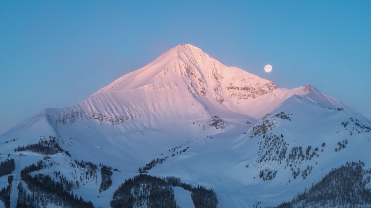 bigskyresort's tweet photo. The Treasure State, Big Sky Country, or the Last Best Place. No matter what you call it, we're grateful to call Montana home. Happy #406Day to our neighbors &amp; friends. https://t.co/N9PWqdJk8v