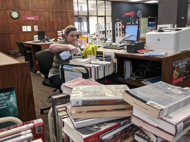 lubbocklibrary's tweet photo. While our doors are closed, our staff members are hard at work cleaning everything from shelves to DVDs to make sure you have a spotless library to come back to! π₯°
#LibrariesStrong #lubbocklibrary #lubbocktx https://t.co/PXOoT0ji1t