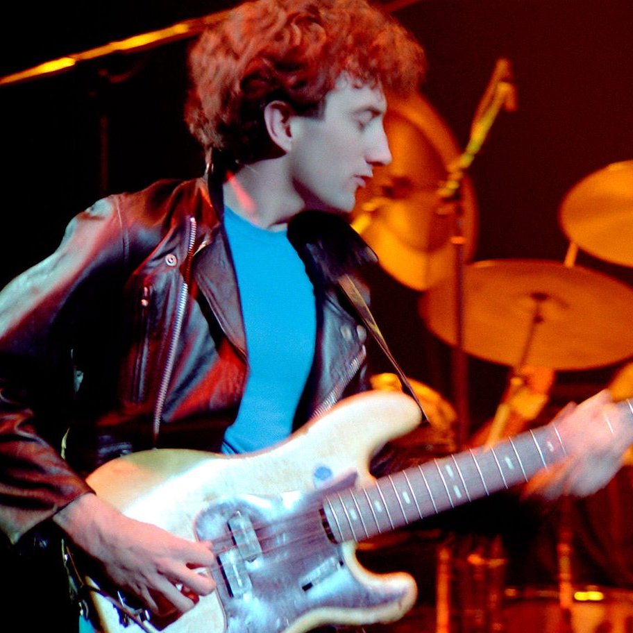 ★☆☽John Deacon - BlueThe color blue represents peace, loyalty, and tranquility which fits nicely with John. He was more soft-spoken and didn’t speak much. Also known as the ‘accidental rockstar’, he didn’t plan on going big.