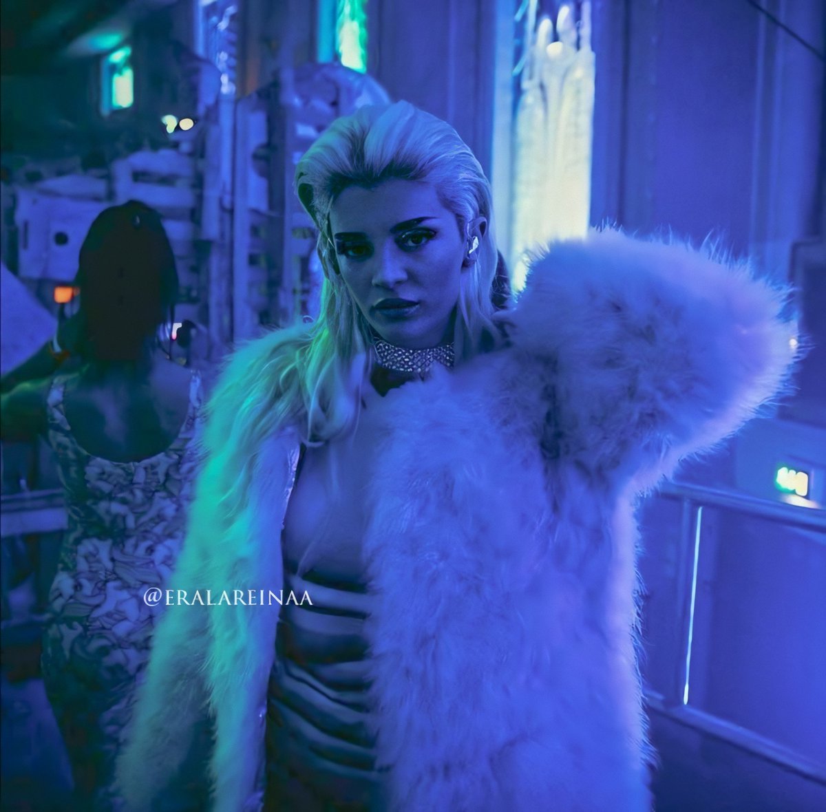 Eralareinaa1's tweet photo. S T A R ✨ #eraistrefi #strefie #bonbon https://t.co/rvBIJaxYmA