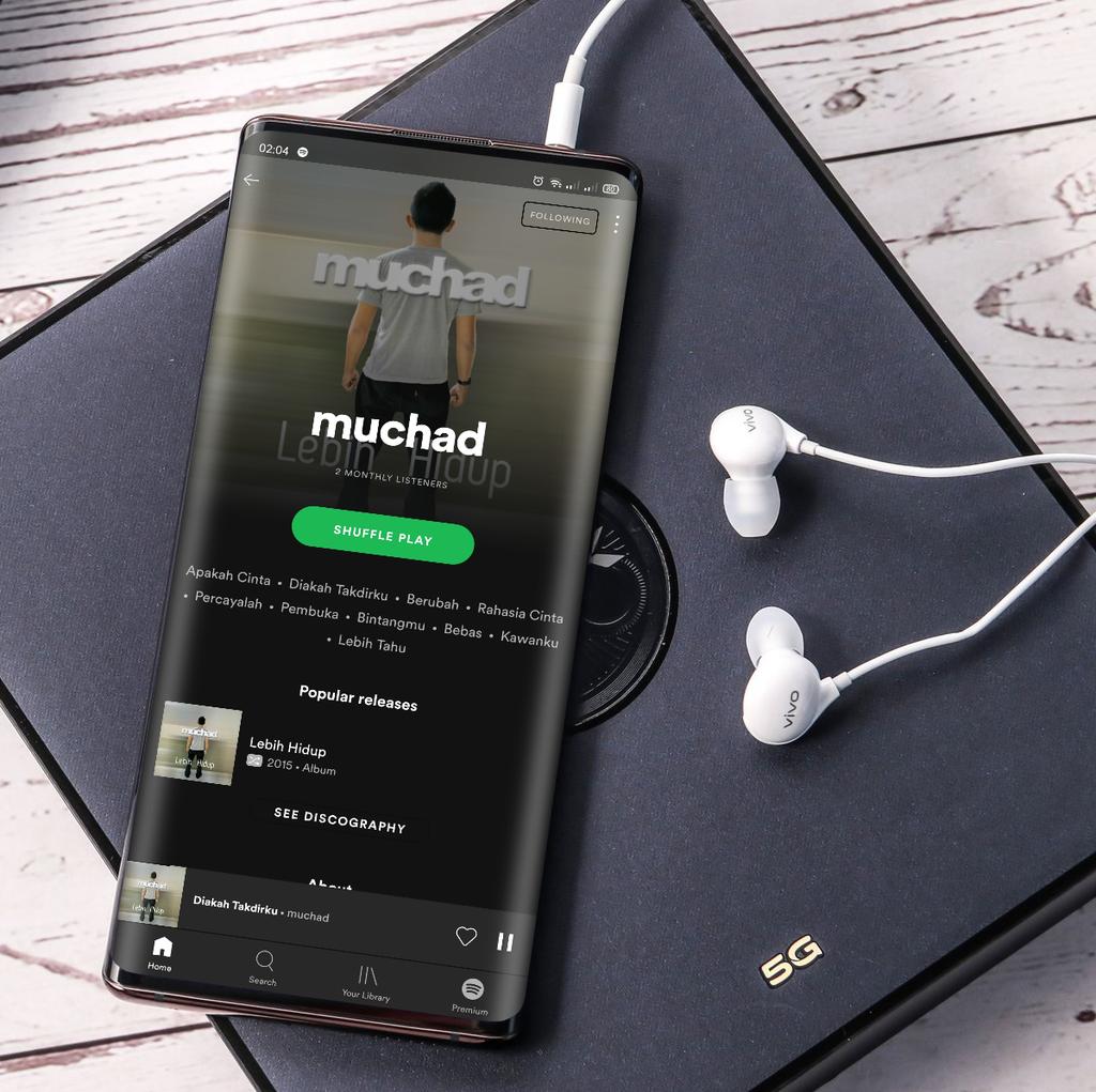 muchad's tweet photo. Find me on @Spotify 

#muchad #music #song #LebihHidup #dirumahaja https://t.co/gIqOKki0so