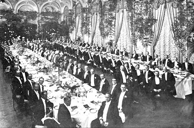 Dinner given for a founder of US Steel at the Waldorf-Astoria Hotel, 1909. [Do you see any women?]From our next history journal report. Subscriptions to our history journal are free and just require an email address. -->  http://look.substack.com 