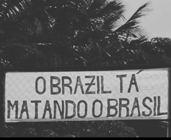 FAzevedo91's tweet photo. Sai: Mandetta.
Entra: Osmar Terra.
O único ministro lúcido daquele circo, acaba de ser exonerado.
A saída do presidente do Brasil é demitir o ministro da saúde em meio a uma pandemia.
Parabéns, que desgoverno.
#FicaMandetta https://t.co/yD7589RiCN
