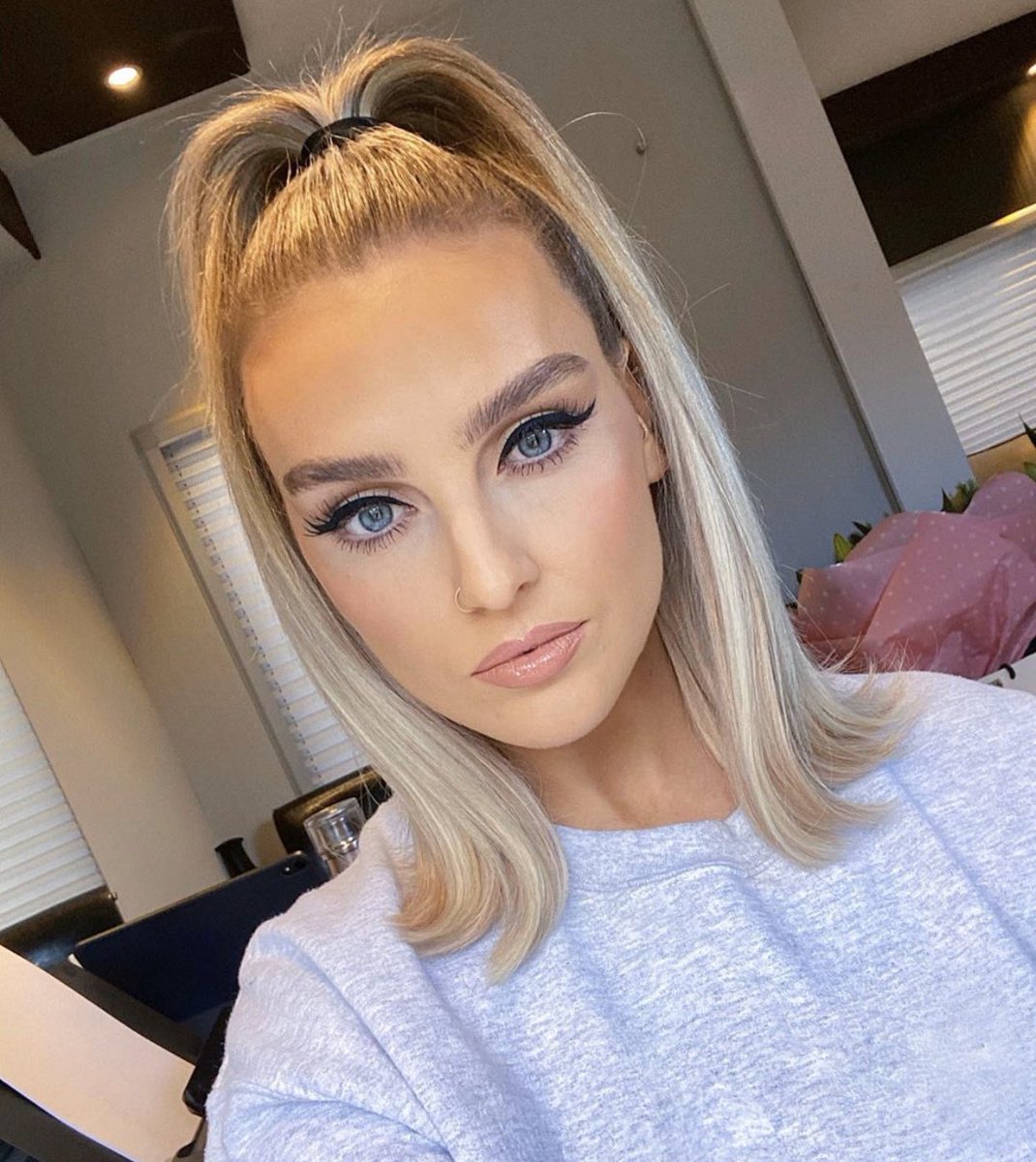 Perrie tweet media