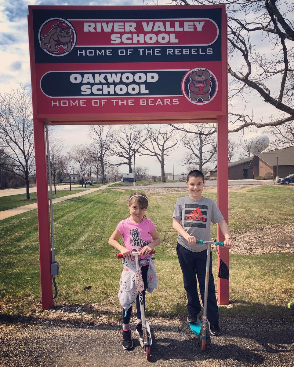 JennD55's tweet photo. @SD113A @PrincipalLynch @kelly_zimmer @dougbirk @kgergits2 https://t.co/TcRojL1qsd
