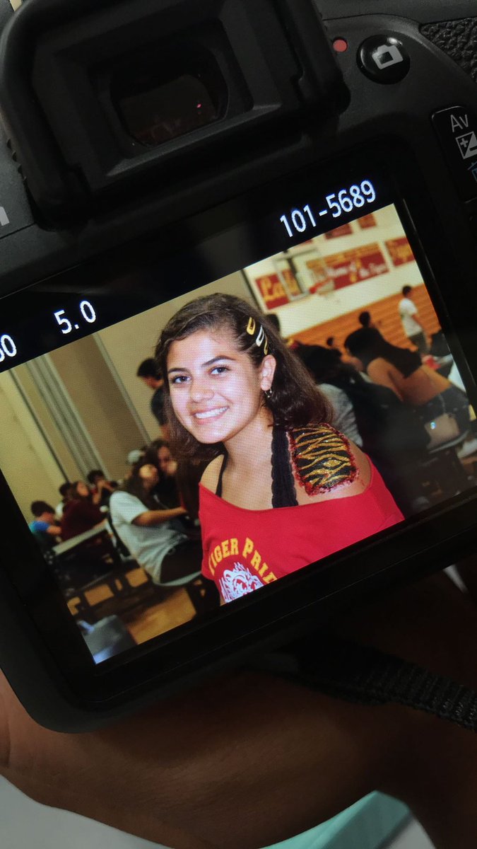 Lizbeth3spinoza's tweet photo. Nothing like bleeding Cardinal and Gold 🐯❤️💛 #TigerPrideWeek @LosBanosTigers https://t.co/qzN1LQGprf