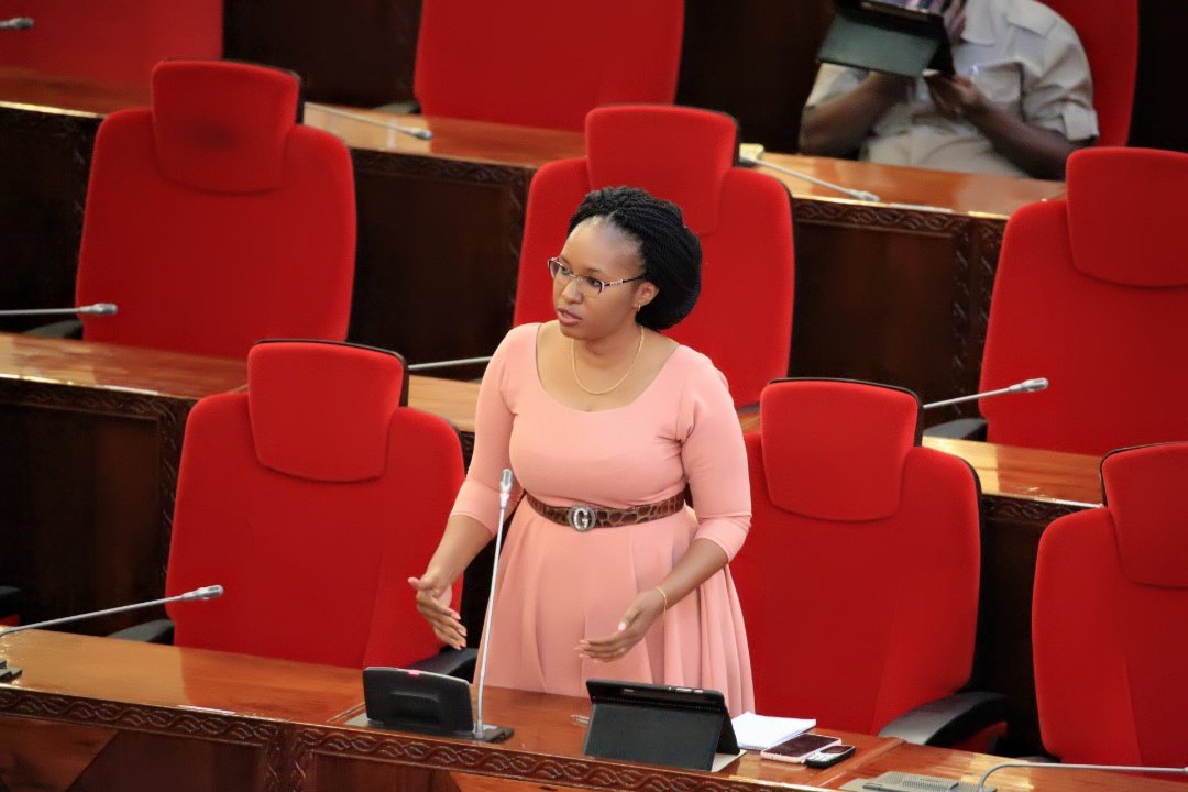 MadamAisha's tweet photo. Mbunge Wa chama cha wananchi Cuf,Mh Sonia Jumaa Magogo akichangia bajeti ya ofis ya wazir Mkuu leo,bungeni mjini Dodoma. https://t.co/Mhv7e4fTVV