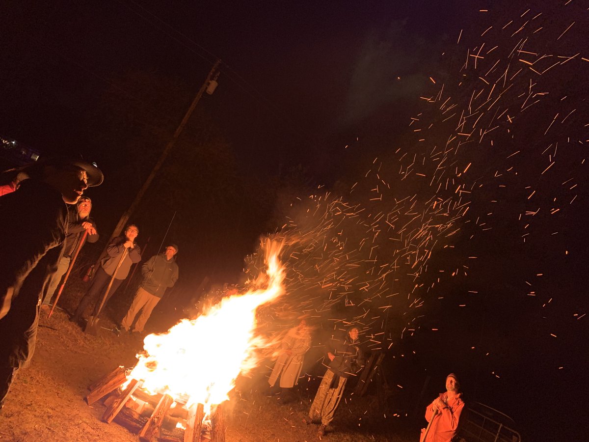 FirewalkingCntr's tweet photo. Like sparks from a great fire, we will rise! #firewalking #firewak #firewalker https://t.co/QAN5BVhWl7