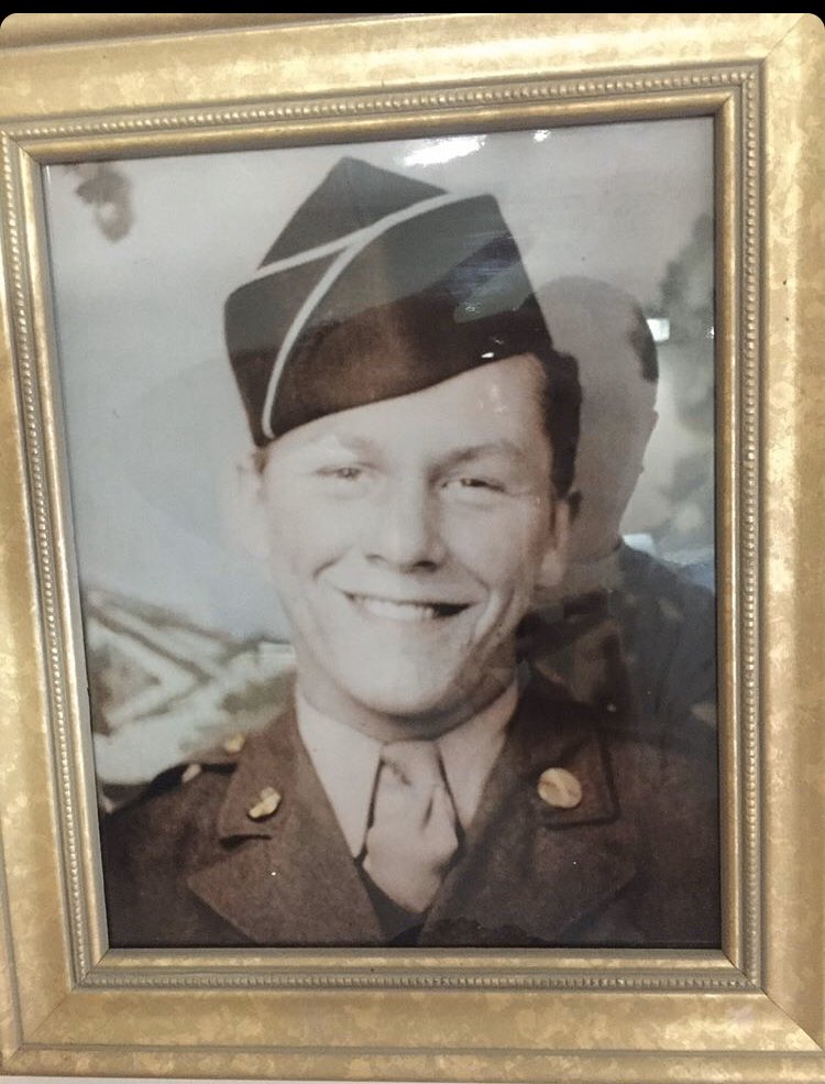  #SouthieVeterans1) PFC Frank N WardUS Army I Co, 27th Infantry Bn, 25th Infantry Div. WW2 - Pacific Theater Operations. 1943-46Andrew Sq VFW Post2) CPL Arthur “Artie” BrownUSMC - 1991-96Somalia
